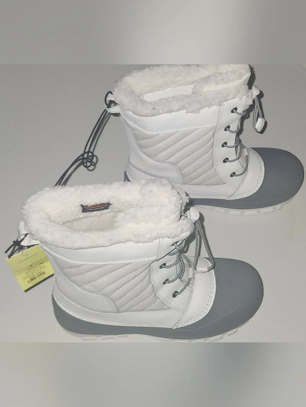 NEW All In Motion Girls' Skylar White Winter Boots Size 6 Big Girls